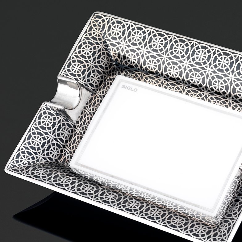Opulent ashtray
